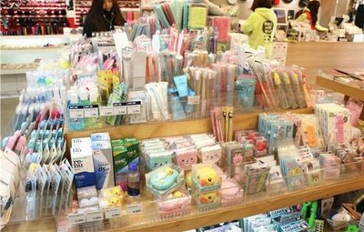 賣文具也能發(fā)家，這個小伙是這樣做的